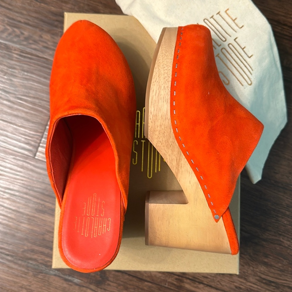 Marlo Clog in Pimento